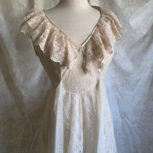 VINTAGE 1970s PRAIRIE BOHO HIPPIE TIE RUFF SLEEVE BEIGE MAXI DRESS XS XSMALL